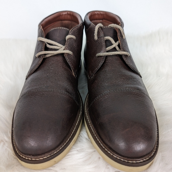 Clark's smooth leather chukkas, men's size 10M, brown - Picture 2 of 9